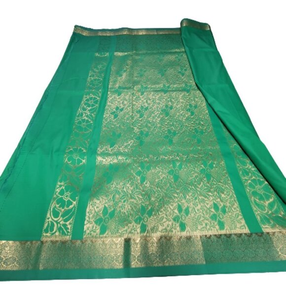 Green Saree with a Gold Border and Gold Accents- Unstitched- NEW - Picture 12 of 14